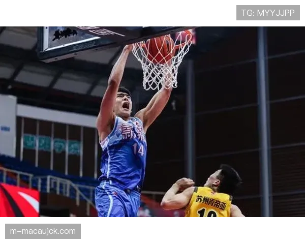 新疆队大胜四川返季后赛行列 换帅效果初步显现